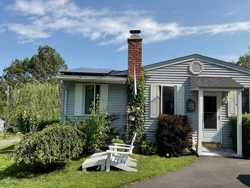 41 Hillside Drive, Springfield, MA 01118