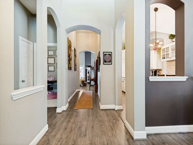 438 Southridge Way, Irving, TX 75063