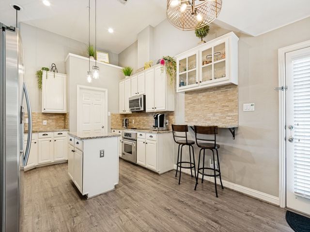 438 Southridge Way, Irving, TX 75063