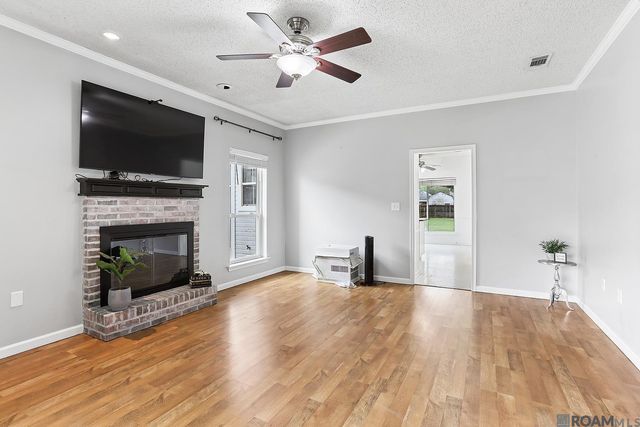 10764 Holly Hock Dr, Greenwell Springs, LA 70739