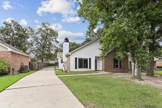 10764 Holly Hock Dr, Greenwell Springs, LA 70739