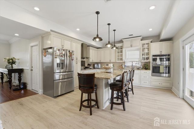 69 Morris Avenue, Piscataway, NJ 08854
