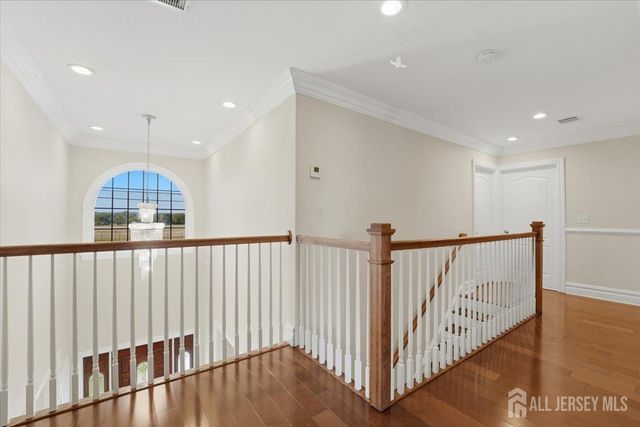 69 Morris Avenue, Piscataway, NJ 08854