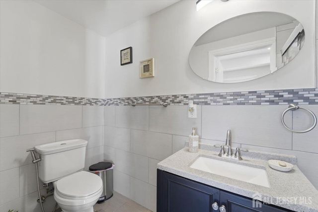 69 Morris Avenue, Piscataway, NJ 08854