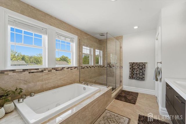 69 Morris Avenue, Piscataway, NJ 08854
