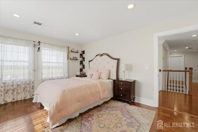69 Morris Avenue, Piscataway, NJ 08854