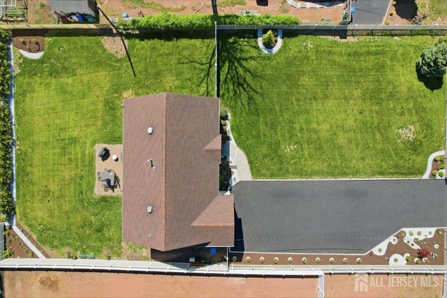 69 Morris Avenue, Piscataway, NJ 08854