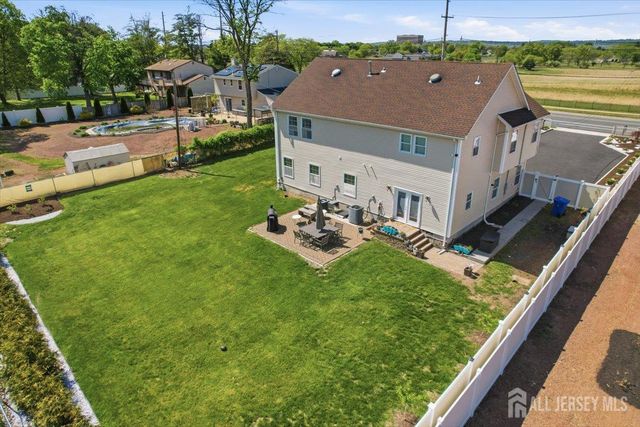 69 Morris Avenue, Piscataway, NJ 08854