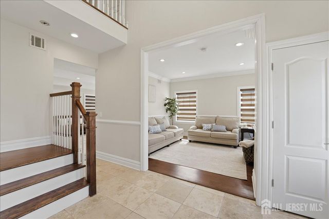 69 Morris Avenue, Piscataway, NJ 08854