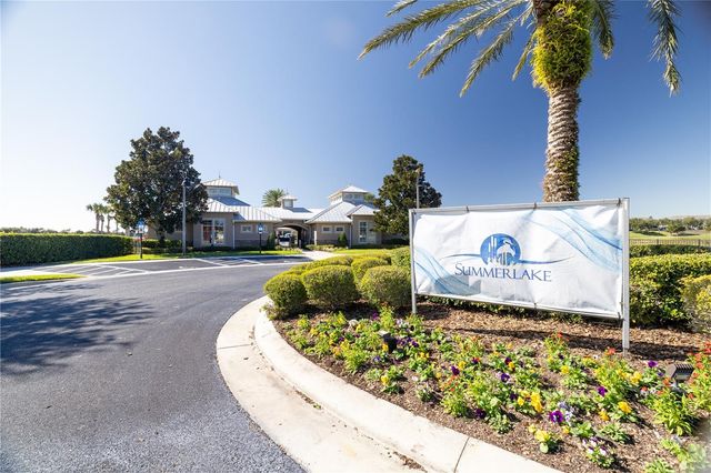 8234 GRAY KINGBIRD DR, Winter Garden, FL 34787