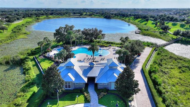 8234 GRAY KINGBIRD DR, Winter Garden, FL 34787