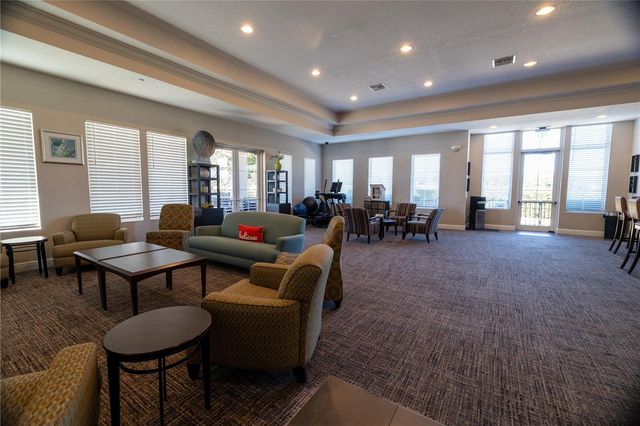 8234 GRAY KINGBIRD DR, Winter Garden, FL 34787