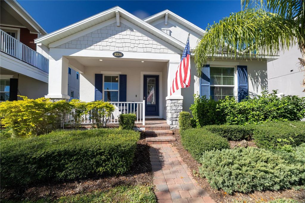 8234 GRAY KINGBIRD DR, Winter Garden, FL 34787