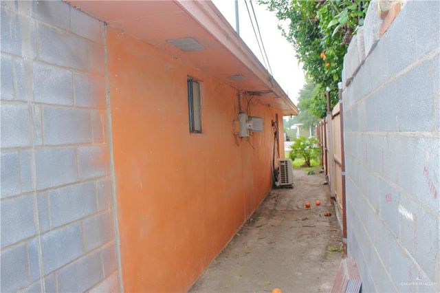 2270 E Anacua Circle, Roma, TX 78584