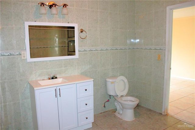 2270 E Anacua Circle, Roma, TX 78584