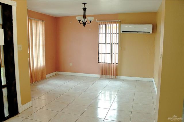 2270 E Anacua Circle, Roma, TX 78584