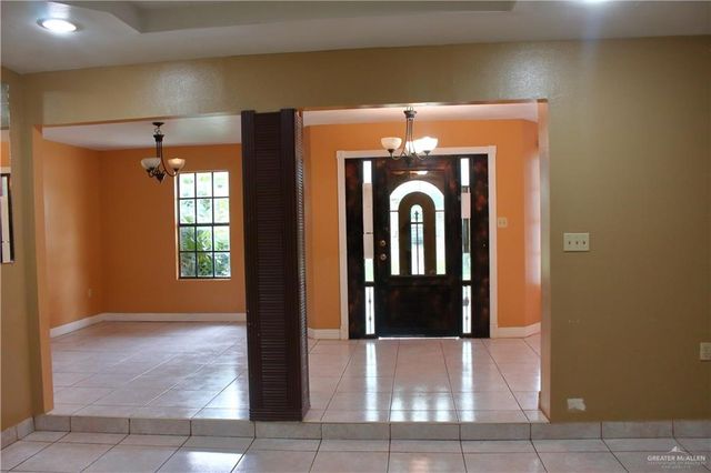 2270 E Anacua Circle, Roma, TX 78584