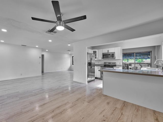 197 Sandpiper Avenue, Royal Palm Beach, FL 33411