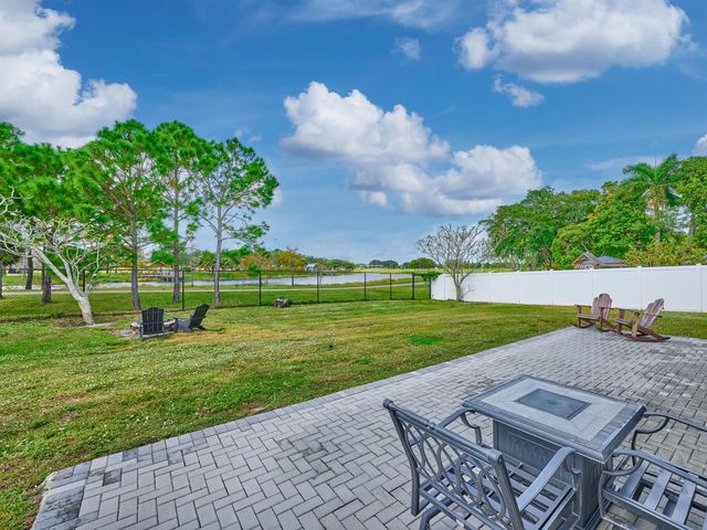 197 Sandpiper Avenue, Royal Palm Beach, FL 33411