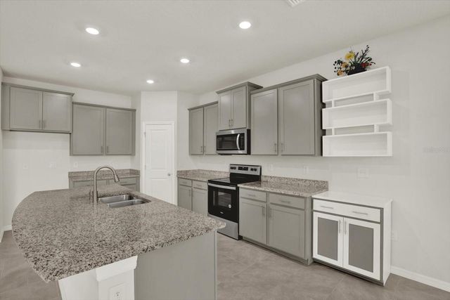 10966 DELTA HUFF COURT, San Antonio, FL 33576