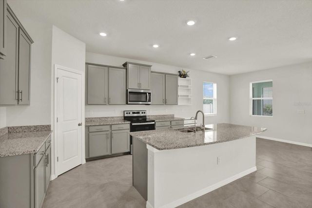 10966 DELTA HUFF COURT, San Antonio, FL 33576