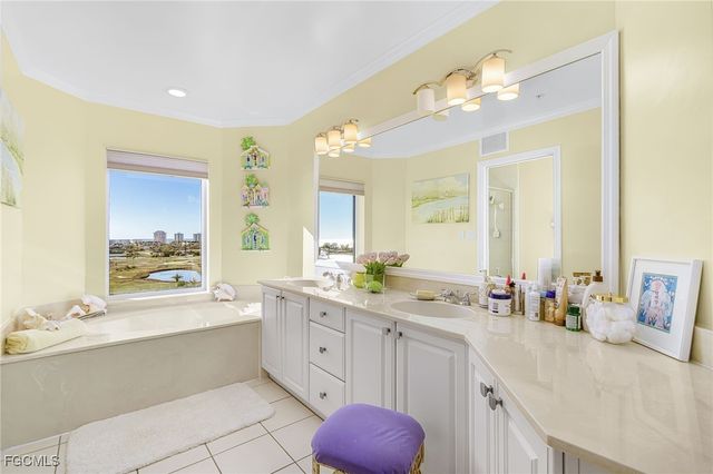 4198 Bay Beach LN 174, Fort Myers Beach, FL 33931