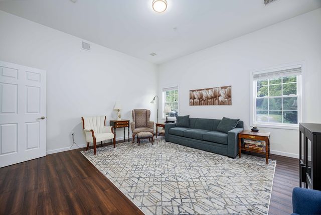 4 Sterling Circle 4, Medway, MA 02053