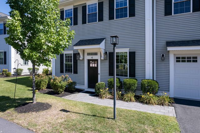 4 Sterling Circle 4, Medway, MA 02053