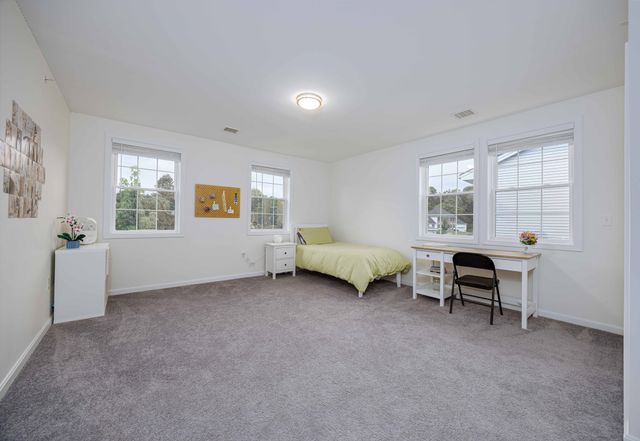 4 Sterling Circle 4, Medway, MA 02053