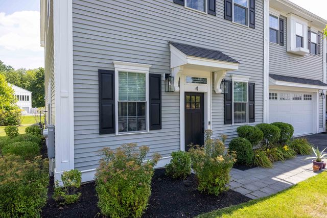 4 Sterling Circle 4, Medway, MA 02053