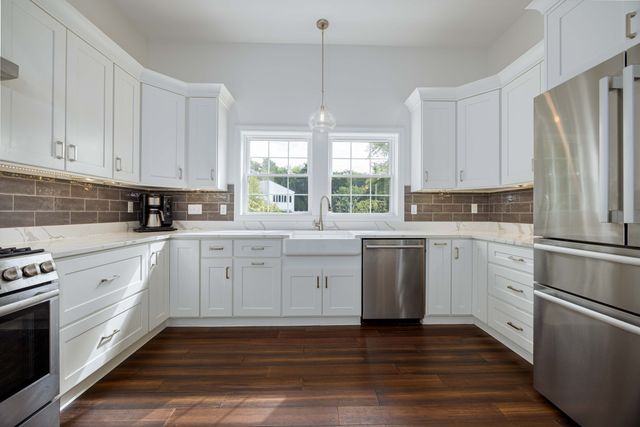 4 Sterling Circle 4, Medway, MA 02053