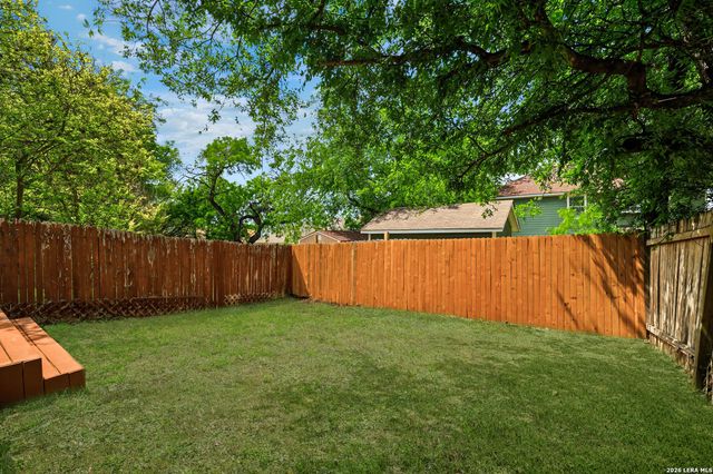 6011 Glen Heather, San Antonio, TX 78240