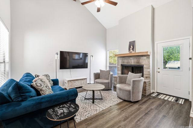 6011 Glen Heather, San Antonio, TX 78240