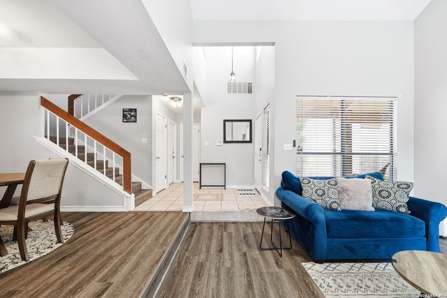 6011 Glen Heather, San Antonio, TX 78240