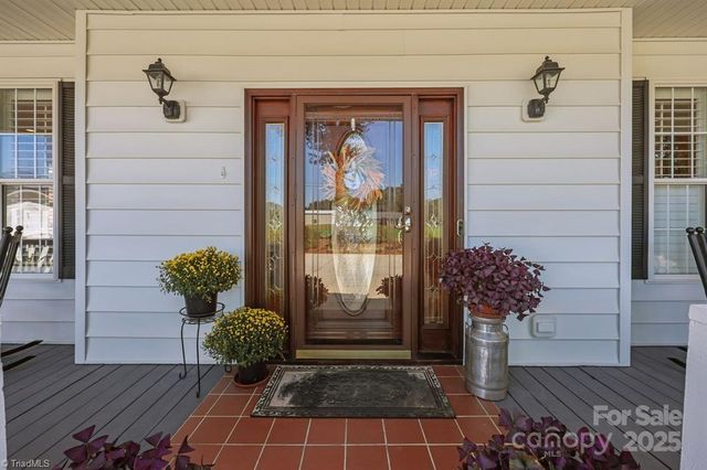 17200 Randalls Ferry Road, Norwood, NC 28128