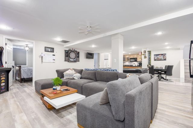 54393 Amber Drive, Macomb, MI 48042