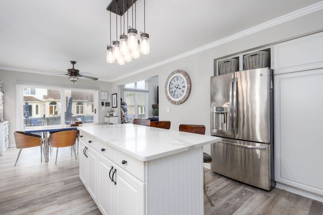 54393 Amber Drive, Macomb, MI 48042