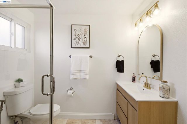 27409 Capri Ave, Hayward, CA 94545