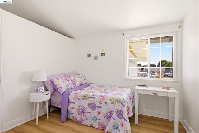 27409 Capri Ave, Hayward, CA 94545
