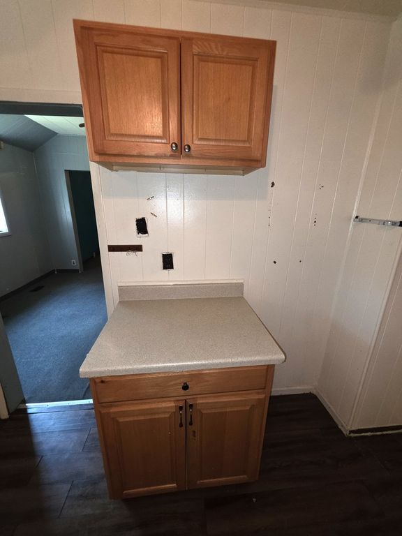 Image 20 of property listing at 639 S Pine Street, Centralia, IL 62801
