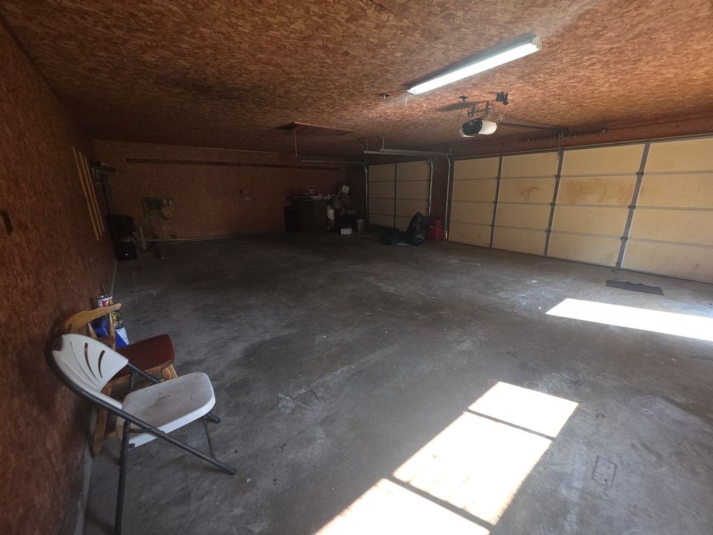 Image 62 of property listing at 639 S Pine Street, Centralia, IL 62801