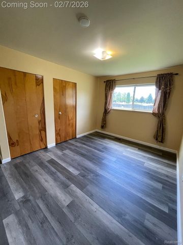 30987 BOEWE Drive, Warren, MI 48092