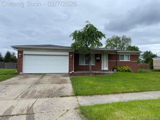 30987 BOEWE Drive, Warren, MI 48092