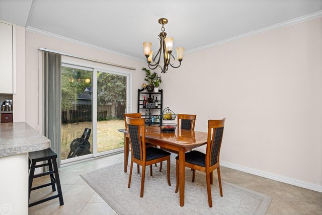 21920 Lakeshire, St Clair Shores, MI 48081