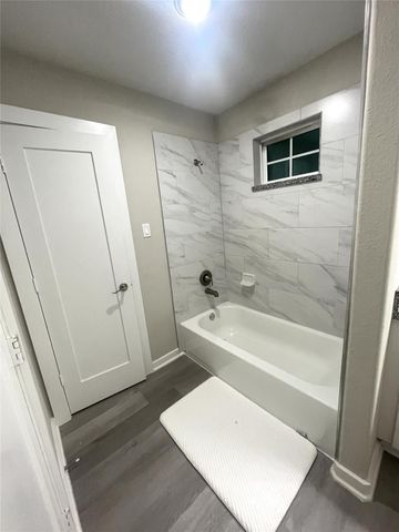 24725 Waterford, Hempstead, TX 77445