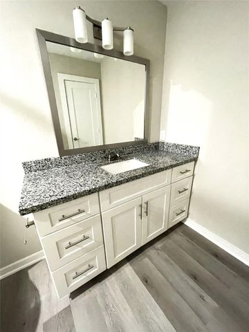 24725 Waterford, Hempstead, TX 77445