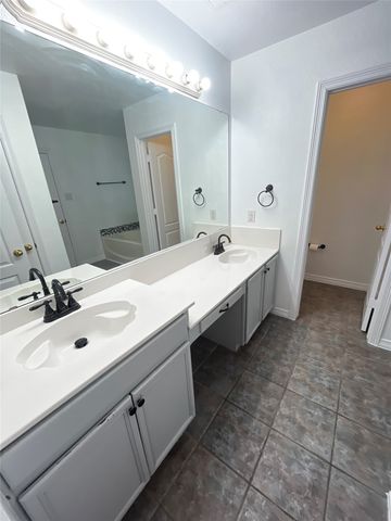 6406 Mill Valley Drive, Midlothian, TX 76065