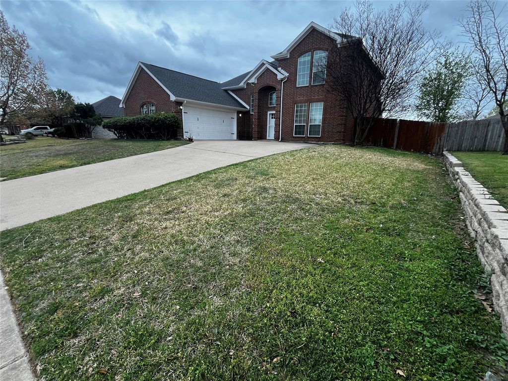 6406 Mill Valley Drive, Midlothian, TX 76065