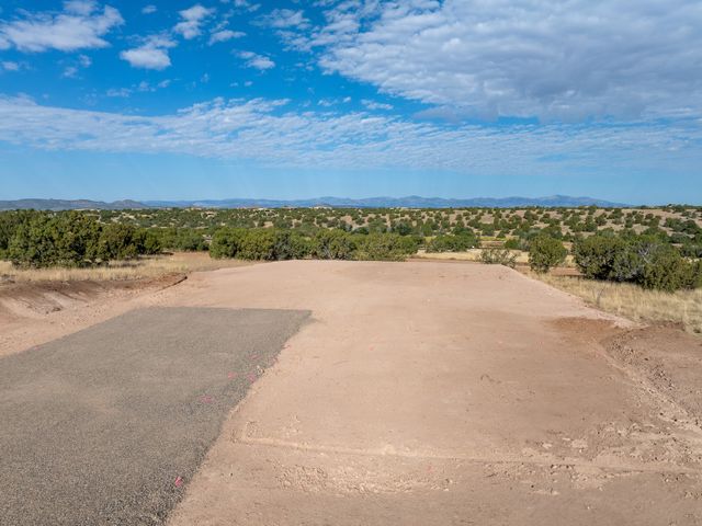 24 Tierra Antigua, Santa Fe, NM 87506