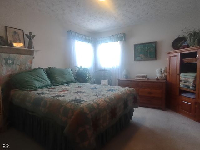 1313 W Roberts Avenue, Marion, IN 46952